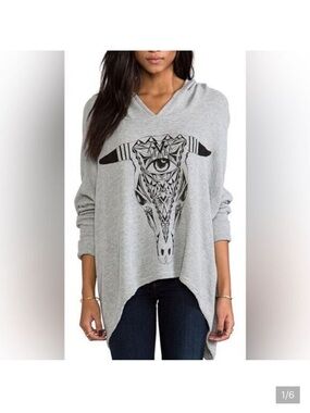 NWT Lauren Moshi Women’s Gray Aztec Bull Hoodie Asymmetrical Hem Oversized XS/S
